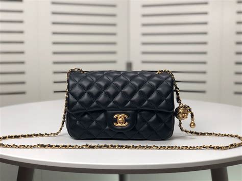 borse chanel classica|borsa chanel classica prezzo.